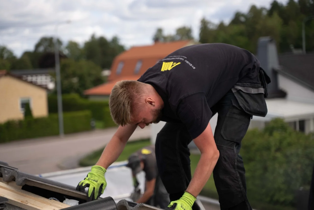 takläggare